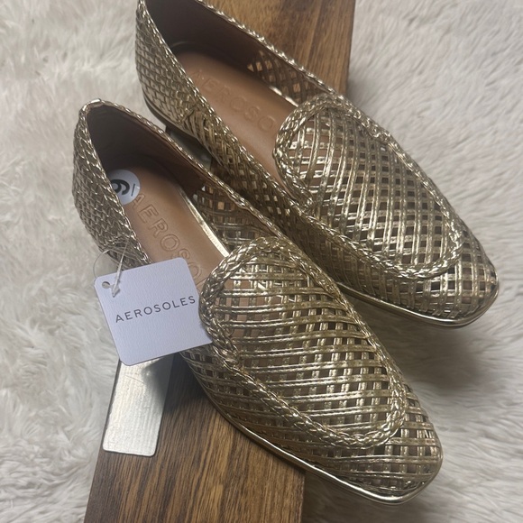 AEROSOLES Metallic Gold woman’s Slip-Ons loafers new with tags - Picture 1 of 6